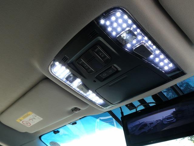 ヴェルファイアハイブリッド ＺＲ　福祉車両　ウェルキャブ　脱着式サイドリフトアップシート　両側電動スライドドア　ＥＴＣ　前後ドライブレコーダー　前後コーナーセンサー　運転席電動シート　助手席電動シート（30枚目）