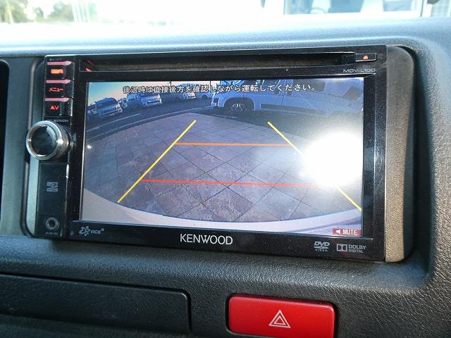 ハイエースコミューター 　福祉車両　ウェルキャブ　Ｄタイプ　車いす４基固定　９人乗り　車いす電動固定装置　電動サイドステップ　ケンウッドメモリーナビ　バックカメラ（18枚目）