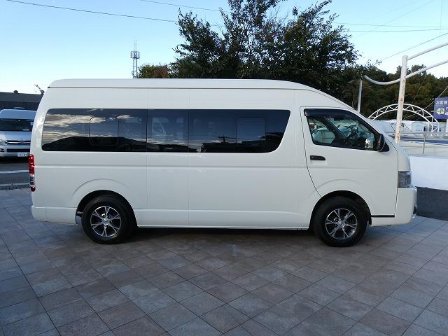 ハイエースコミューター 　福祉車両　ウェルキャブ　Ｄタイプ　車いす４基固定　９人乗り　車いす電動固定装置　電動サイドステップ　ケンウッドメモリーナビ　バックカメラ（40枚目）