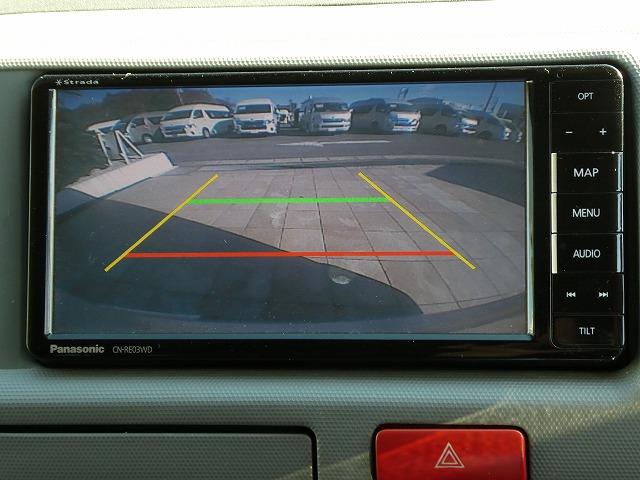 ハイエースコミューター 　福祉車両　ウェルキャブ　Ｄタイプ　車いす４基固定　リアリフト　車いす電動固定装置　電動サイドステップ　パナソニックメモリーナビ　バックカメラ　フルセグ（18枚目）