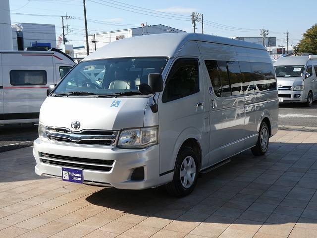 ハイエースコミューター 　福祉車両　ウェルキャブ　Ｄタイプ　車いす４基固定　リアリフト　車いす電動固定装置　電動サイドステップ　パナソニックメモリーナビ　バックカメラ　フルセグ（38枚目）