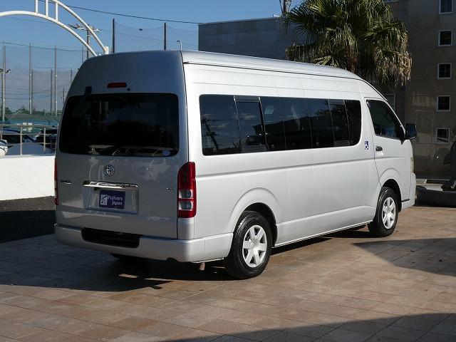 ハイエースコミューター 　福祉車両　ウェルキャブ　Ｄタイプ　車いす４基固定　リアリフト　車いす電動固定装置　電動サイドステップ　パナソニックメモリーナビ　バックカメラ　フルセグ（41枚目）