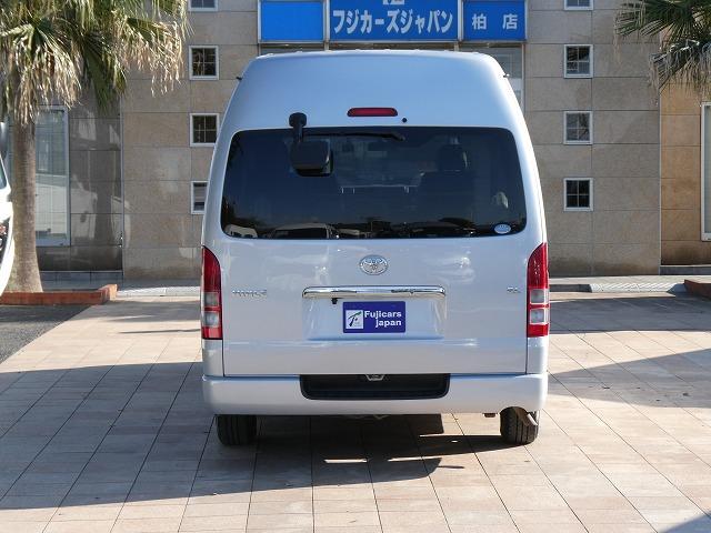 ハイエースコミューター 　福祉車両　ウェルキャブ　Ｄタイプ　車いす４基固定　リアリフト　車いす電動固定装置　電動サイドステップ　パナソニックメモリーナビ　バックカメラ　フルセグ（42枚目）