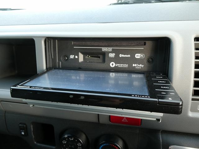 ハイエースコミューター 　福祉車両　ウェルキャブ　Ｂタイプ　車いす２基固定　リアリフト　車いす電動固定装置　電動サイドステップ　１０人乗り　パナソニックメモリーナビ　バックカメラ　フルセグ（20枚目）