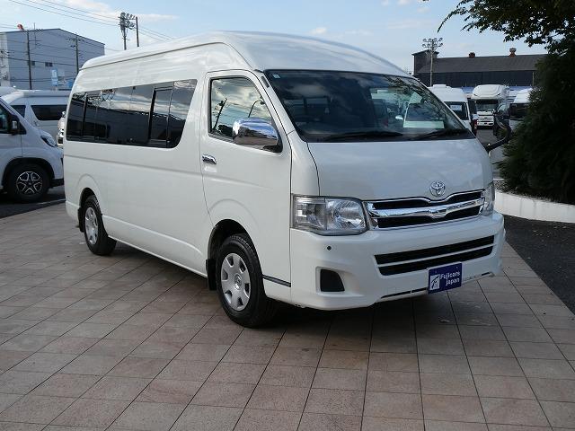 ハイエースコミューター 　福祉車両　ウェルキャブ　Ｂタイプ　車いす２基固定　リアリフト　車いす電動固定装置　電動サイドステップ　１０人乗り　パナソニックメモリーナビ　バックカメラ　フルセグ（39枚目）
