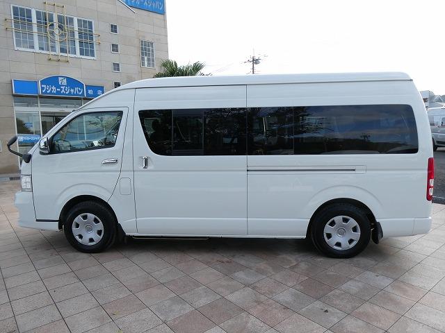 ハイエースコミューター 　福祉車両　ウェルキャブ　Ｂタイプ　車いす２基固定　リアリフト　車いす電動固定装置　電動サイドステップ　１０人乗り　パナソニックメモリーナビ　バックカメラ　フルセグ（43枚目）