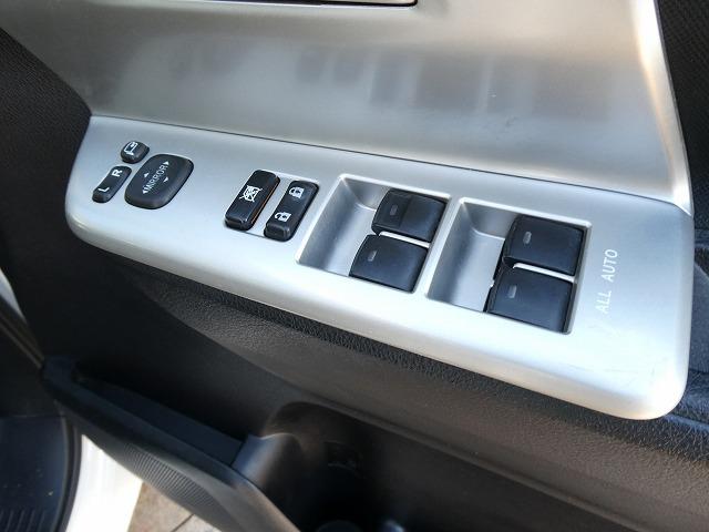 ノア Si 福祉車両 ウェルキャブ スロープ サードシート無し 8ナンバー車いす移動車 6人乗り 電動ウインチ リア車高降下装置 両側電動スライドドア ETC HIDヘッドライト(24枚目)