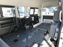 　福祉車両　ウェルキャブ　Ｄタイプ　車いす４基固定　９人乗り　車いす電動固定装置　電動サイドステップ　ケンウッドメモリーナビ　バックカメラ（10枚目）