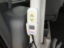 　福祉車両　ウェルキャブ　Ｄタイプ　リアリフト　車いす４基固定　車いす電動固定装置　電動サイドステップ　１０人乗り　電動スライドドア（27枚目）