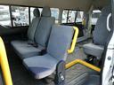 　福祉車両　ウェルキャブ　Ｂタイプ　車いす２基固定　リアリフト　車いす電動固定装置　電動サイドステップ　１０人乗り　パナソニックメモリーナビ　バックカメラ　フルセグ（9枚目）