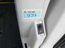 　福祉車両　ウェルキャブ　Ｂタイプ　リアリフト　車いす２基固定　１０人乗り　車いす電動固定装置　電動サイドステップ　前後ドライブレコーダー（26枚目）