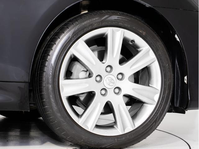 クラウン ２．５アスリート　アニバーサリーエディション　後期型（特別仕様車）（専用黒本革シート）（ブラックインナーヘッドライト）専用インテリア＆エクステリア　エアシート　シートヒーター　Ｂｌｕｅｔｏｏｔｈ対応　レギュラーガソリン仕様　クリアランスソナー（17枚目）