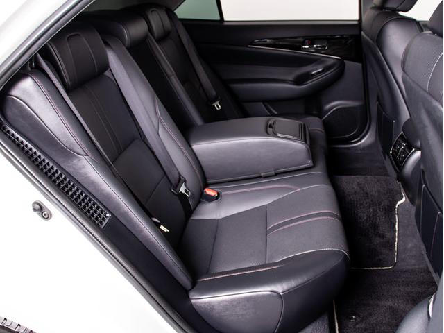 クラウンハイブリッド アスリートＳ　Ｊ－フロンティアリミテッド　後期型（禁煙車）（黒本革シート）（サンルーフ）（オプション１８インチＡＷ）（セーフティセンス）衝突軽減ブレーキ　踏み間違い防止　レーダークルーズ　車線逸脱抑制ＬＤＡ　専用インテリア＆エクステリア（36枚目）