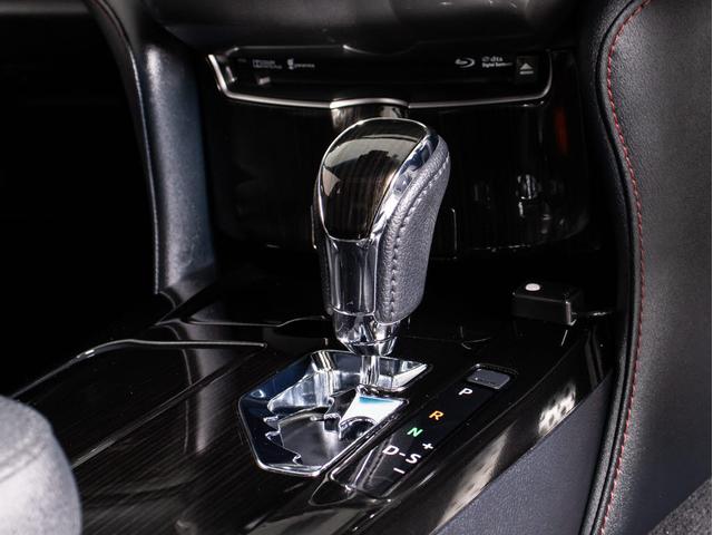 クラウンハイブリッド アスリートＳ　Ｊ－フロンティアリミテッド　後期型（禁煙車）（黒本革シート）（サンルーフ）（オプション１８インチＡＷ）（セーフティセンス）衝突軽減ブレーキ　踏み間違い防止　レーダークルーズ　車線逸脱抑制ＬＤＡ　専用インテリア＆エクステリア（40枚目）