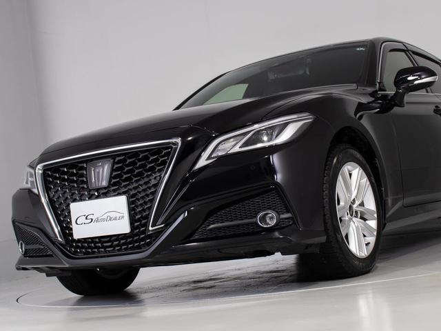 クラウンハイブリッド Ｓ　Ｃパッケージ　Ｆｏｕｒ　（４ＷＤ）（黒本革シート）（トヨタセーフティセンス）衝突軽減ブレーキ　踏み間違い防止機能　レーダークルーズ　ＢＳＭ　オートマチックハイビーム　エアシート　シートヒーター　点検記録簿１３枚　ＳＤマルチ（19枚目）