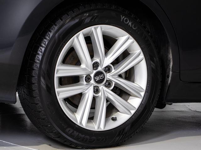 クラウンハイブリッド Ｓ　Ｃパッケージ　Ｆｏｕｒ　（４ＷＤ）（黒本革シート）（トヨタセーフティセンス）衝突軽減ブレーキ　踏み間違い防止機能　レーダークルーズ　ＢＳＭ　オートマチックハイビーム　エアシート　シートヒーター　点検記録簿１３枚　ＳＤマルチ（28枚目）