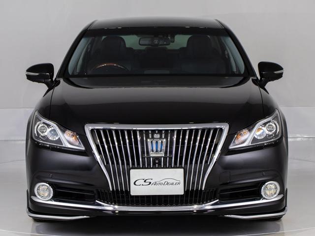 クラウンマジェスタ Ｆバージョン　（禁煙車）（プレミアムサウンド）（黒本革シート）（オプション１８インチアルミ）（フルエアロ）衝突軽減ブレーキ　踏み間違い防止機能　レーダークルーズ　ＢＳＭ　アダプティブハイビーム　　Ｂｌｕｅｔｏｏｔｈ（16枚目）