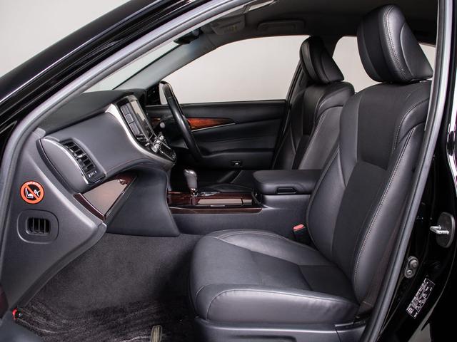 クラウンマジェスタ Ｆバージョン　（禁煙車）（プレミアムサウンド）（黒本革シート）（オプション１８インチアルミ）（フルエアロ）衝突軽減ブレーキ　踏み間違い防止機能　レーダークルーズ　ＢＳＭ　アダプティブハイビーム　　Ｂｌｕｅｔｏｏｔｈ（39枚目）