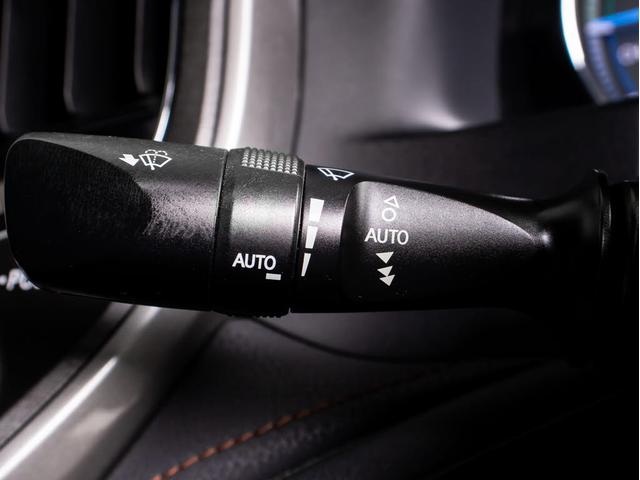クラウンマジェスタ Ｆバージョン　（禁煙車）（ワンオーナー）（サンルーフ）（黒本革シート）（オプション１８インチアルミ）（フルエアロ）衝突軽減ブレーキ　踏み間違い防止機能　レーダークルーズ　ＢＳＭ　アダプティブハイビーム　後席ＶＩＰ（44枚目）