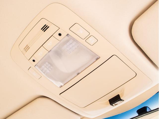 クラウンハイブリッド ロイヤルサルーン　（禁煙車）（リヤコンフォートＰＫＧ）ＨＤＤナビ　Ｂｌｕｅｔｏｏｔｈ対応　レギュラーガソリン仕様　バックカメラ　クルーズコントロール　ＨＩＤヘッドライト　ＬＥＤフォグランプ　シート＆ステアリングヒーター（46枚目）