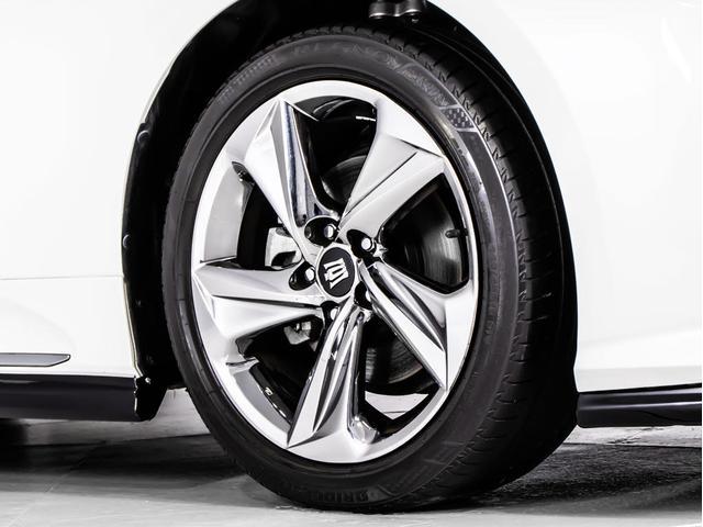 クラウンハイブリッド ＲＳアドバンス　（禁煙車）（黒本革シート）（トヨタセーフティＰＫＧ）フルエアロ（衝突軽減ブレーキ）（踏み間違い防止機能）（車線逸脱抑制ＬＴＡ）アダプティブハイビーム　シーケンシャルウィンカー　ヘッドアップディスプレイ（19枚目）