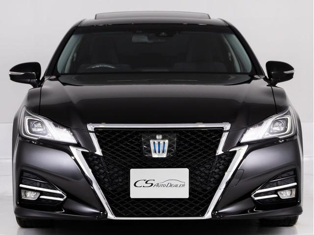 クラウンハイブリッド アスリートＳ　後期型（サンルーフ）（黒本革シート）（オプション１８インチアルミ）（セーフティセンス）衝突軽減ブレーキ　踏み間違い防止機能　レーダークルーズ　オートマチックハイビーム　車線逸脱抑制ＬＤＡ　ローダウン（9枚目）