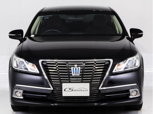 クラウンハイブリッド ロイヤルサルーン　（禁煙車）（黒本革シート）（衝突軽減ブレーキ）（踏み間違い防止機能）（レーダークルーズ）（点検記録簿１０枚）プリクラッシュ　クリアランスソナー　Ｂｌｕｅｔｏｏｔｈ対応　レギュラーガソリン仕様（12枚目）