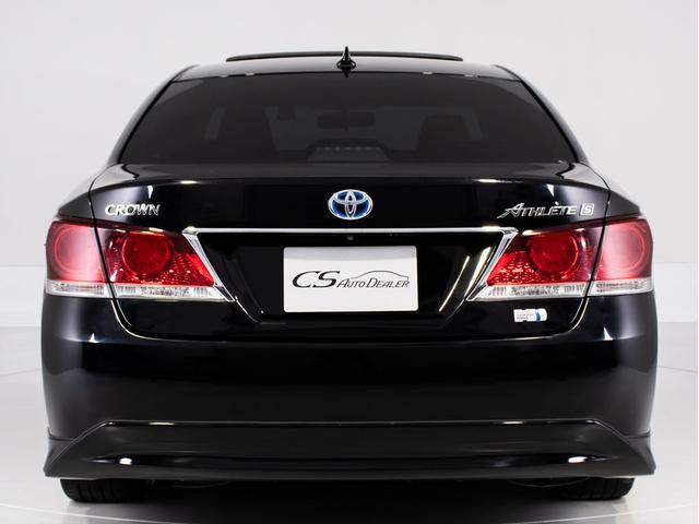 クラウンハイブリッド アスリートＳ　（禁煙車）（黒本革シート）（オプション１８インチアルミ）（フルエアロ）Ｂｌｕｅｔｏｏｔｈ対応　レギュラーガソリン仕様　ＨＤＤマルチナビ　スパッタリングアルミ　シート＆ステアリングヒーター　バックカメラ（14枚目）