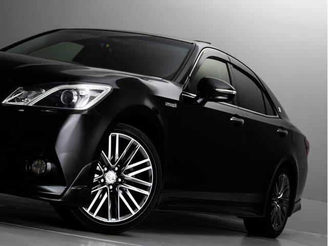 クラウンハイブリッド アスリートＳ　（禁煙車）（黒本革シート）（オプション１８インチアルミ）（フルエアロ）Ｂｌｕｅｔｏｏｔｈ対応　レギュラーガソリン仕様　ＨＤＤマルチナビ　スパッタリングアルミ　シート＆ステアリングヒーター　バックカメラ（22枚目）