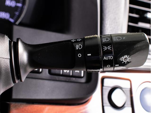 クラウンハイブリッド ロイヤルサルーン　（禁煙車）（ワンオーナー）（サンルーフ）（ベージュ本革シート）Ｂｌｕｅｔｏｏｔｈ対応　レギュラーガソリン仕様　ＨＤＤマルチ　カラーバックカメラ　ＨＩＤヘッドライト　ＬＥＤフォグランプ　シートヒーター（40枚目）