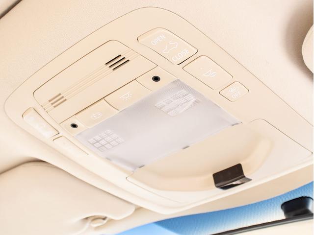 クラウンハイブリッド ロイヤルサルーン　（禁煙車）（ワンオーナー）（サンルーフ）（ベージュ本革シート）Ｂｌｕｅｔｏｏｔｈ対応　レギュラーガソリン仕様　ＨＤＤマルチ　カラーバックカメラ　ＨＩＤヘッドライト　ＬＥＤフォグランプ　シートヒーター（44枚目）