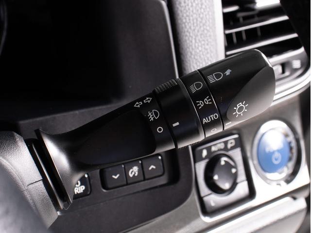 クラウンハイブリッド アスリートＳ　（サンルーフ）（黒本革シート）（新品２０インチアルミ）（新品タイヤ）（フルエアロ）Ｂｌｕｅｔｏｏｔｈ対応　レギュラーガソリン仕様　ＨＤＤマルチナビ　バックカメラ　シートヒーター　ステアリングヒーター（39枚目）