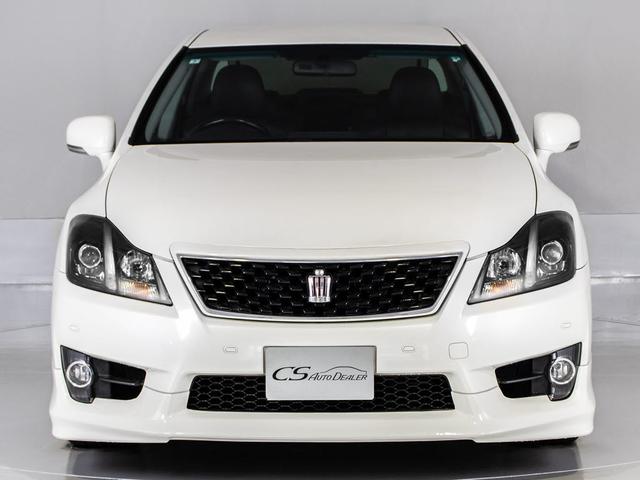 クラウン ２．５アスリート　アニバーサリーエディション　後期型（禁煙車）（特別仕様車）（専用黒本革シート）（新品２０インチアルミ）（新品タイヤ）（フルエアロ）（クリアランスソナー）専用インテリア＆エクステリア　Ｂｌｕｅｔｏｏｔｈ対応　レギュラーガソリン仕様（11枚目）