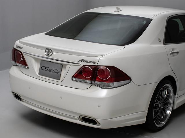 クラウン ２．５アスリート　アニバーサリーエディション　後期型（禁煙車）（特別仕様車）（専用黒本革シート）（新品２０インチアルミ）（新品タイヤ）（フルエアロ）（クリアランスソナー）専用インテリア＆エクステリア　Ｂｌｕｅｔｏｏｔｈ対応　レギュラーガソリン仕様（22枚目）