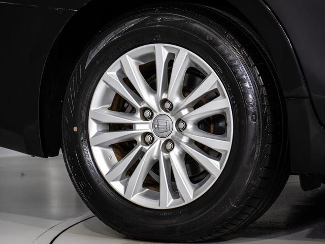クラウンハイブリッド ロイヤルサルーン　（禁煙車）（クリアランスソナー＆バックソナー）Ｂｌｕｅｔｏｏｔｈ対応　レギュラーガソリン仕様　シートヒーター　ステアリングヒーター　ＨＤＤマルチナビ　カラーバックカメラ　パワシート（19枚目）