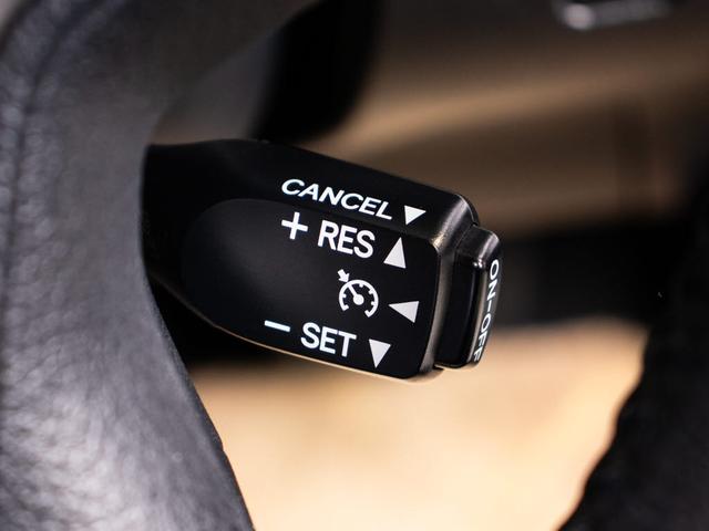 クラウンハイブリッド ロイヤルサルーン　（禁煙車）（クリアランスソナー＆バックソナー）Ｂｌｕｅｔｏｏｔｈ対応　レギュラーガソリン仕様　シートヒーター　ステアリングヒーター　ＨＤＤマルチナビ　カラーバックカメラ　パワシート（39枚目）