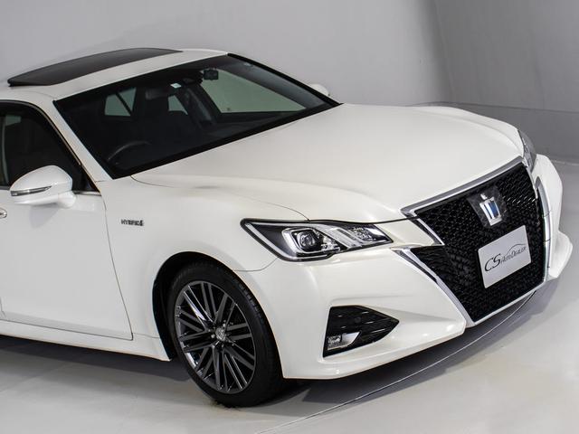 クラウンハイブリッド アスリートＳ　後期型（禁煙車）（サンルーフ）（黒本革シート）（オプション１８インチＡＷ）（トヨタセーフティセンス）衝突軽減ブレーキ　踏み間違い防止機能　レーダークルーズ　オートマチックハイビーム　車線逸脱抑制ＬＤＡ（6枚目）