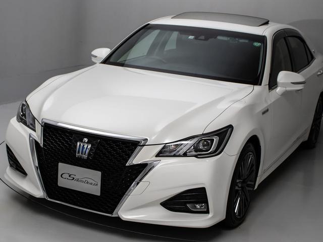 クラウンハイブリッド アスリートＳ　後期型（禁煙車）（サンルーフ）（黒本革シート）（オプション１８インチＡＷ）（トヨタセーフティセンス）衝突軽減ブレーキ　踏み間違い防止機能　レーダークルーズ　オートマチックハイビーム　車線逸脱抑制ＬＤＡ（22枚目）