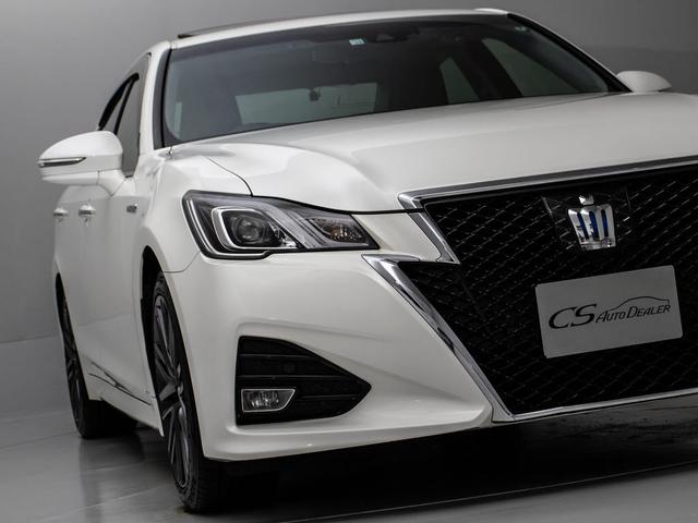 クラウンハイブリッド アスリートＳ　後期型（禁煙車）（サンルーフ）（黒本革シート）（オプション１８インチＡＷ）（トヨタセーフティセンス）衝突軽減ブレーキ　踏み間違い防止機能　レーダークルーズ　オートマチックハイビーム　車線逸脱抑制ＬＤＡ（24枚目）