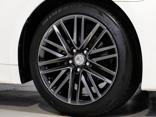 クラウンハイブリッド アスリートＳ　後期型（禁煙車）（サンルーフ）（黒本革シート）（オプション１８インチＡＷ）（トヨタセーフティセンス）衝突軽減ブレーキ　踏み間違い防止機能　レーダークルーズ　オートマチックハイビーム　車線逸脱抑制ＬＤＡ（28枚目）