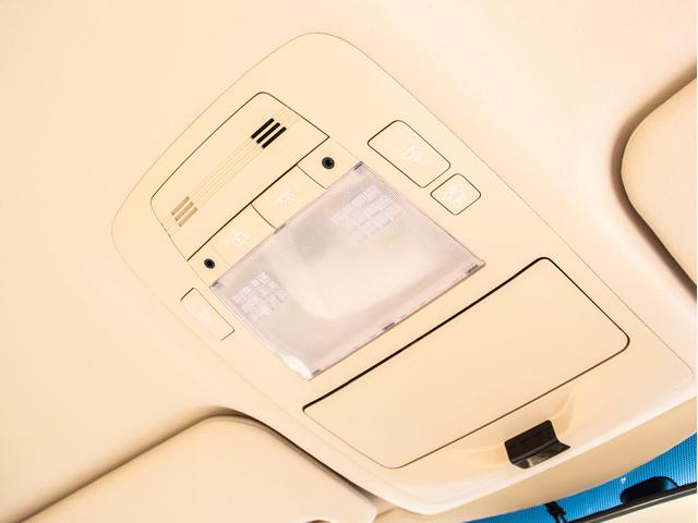 クラウンハイブリッド ロイヤルサルーン　（禁煙車）（ワンオーナー）ＨＤＤマルチナビ　Ｂｌｕｅｔｏｏｔｈ対応　レギュラーガソリン仕様　シートヒーター　ステアリングヒーター　記録簿７枚　カラーバックカメラ　ＨＩＤヘッドライト　ＬＥＤフォグランプ（47枚目）