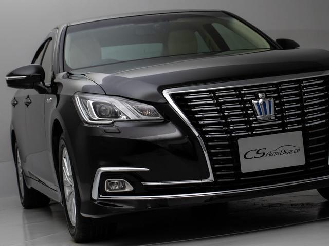 クラウンハイブリッド ロイヤルサルーンＧ　後期型（禁煙車）（ベージュ本革シート）（リヤオートエアコン）Ｂｌｕｅｔｏｏｔｈ対応　レギュラーガソリン仕様　クリアランスソナー　アダプティブハイビーム　ＢＳＭ　シートメモリー　ＳＤマルチ　バックカメラ（22枚目）