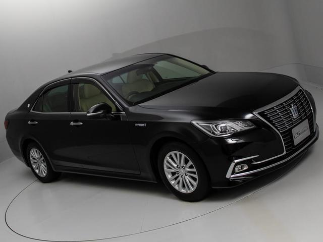 クラウンハイブリッド ロイヤルサルーンＧ　後期型（禁煙車）（ベージュ本革シート）（リヤオートエアコン）Ｂｌｕｅｔｏｏｔｈ対応　レギュラーガソリン仕様　クリアランスソナー　アダプティブハイビーム　ＢＳＭ　シートメモリー　ＳＤマルチ　バックカメラ（24枚目）