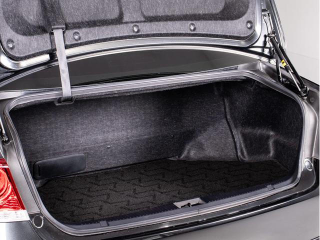 クラウンハイブリッド アスリートG (禁煙車)(サンルーフ)(黒本革シート)(オプション18インチアルミ)(TEIN車高調)(フルエアロ)ウッドコンビハンドル アダプティブハイビーム シートメモリー エアシート Bluetooth対応(25枚目)