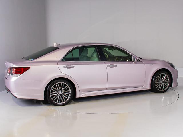 クラウンハイブリッド アスリートG 後期型「仄ローズメタリックオパール」(禁煙車)(白本革シート)(オプション18インチAW)(衝突軽減ブレーキ)(踏み間違い防止機能)(フルエアロ)レーダークルーズ 記録簿9枚 Bluetooth(18枚目)