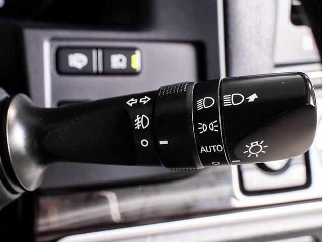 クラウンハイブリッド アスリートG 後期型「仄ローズメタリックオパール」(禁煙車)(白本革シート)(オプション18インチAW)(衝突軽減ブレーキ)(踏み間違い防止機能)(フルエアロ)レーダークルーズ 記録簿9枚 Bluetooth(42枚目)