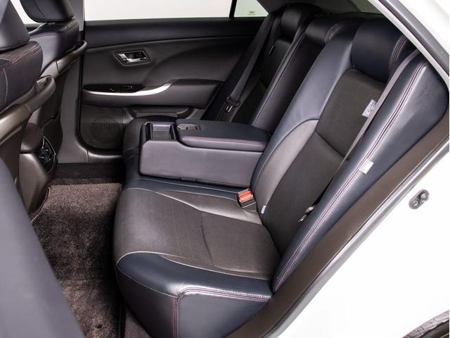 クラウン 2.5アスリート アニバーサリーエディション 後期型(禁煙車)(特別仕様車)(専用黒本革シート)(クリアランスソナー)HDDマルチナビ Bluetooth対応 レギュラーガソリン仕様 バックカメラ&サイドカメラ エアシート シートメモリー(6枚目)