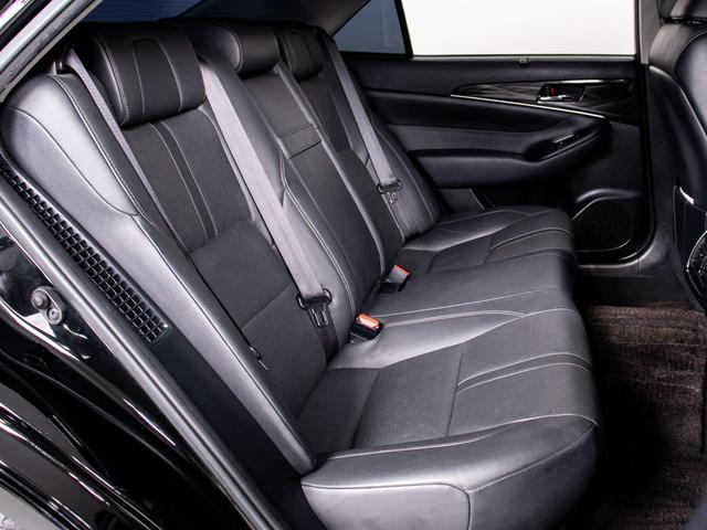 クラウンハイブリッド アスリートG (禁煙車)(黒本革シート)(オプション18インチアルミ)(フルエアロ)アダプティブハイビーム Bluetooth対応 レギュラーガソリン仕様 エアシート シートヒーター シートメモリー HDDマルチ(32枚目)