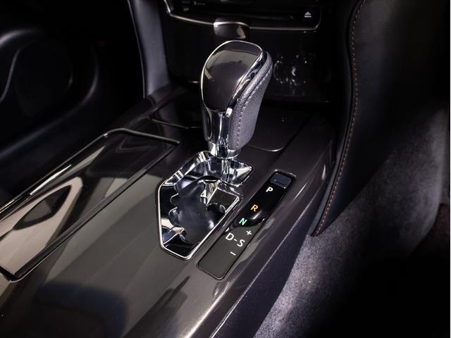 クラウンハイブリッド アスリートG (禁煙車)(黒本革シート)(オプション18インチアルミ)(フルエアロ)アダプティブハイビーム Bluetooth対応 レギュラーガソリン仕様 エアシート シートヒーター シートメモリー HDDマルチ(38枚目)