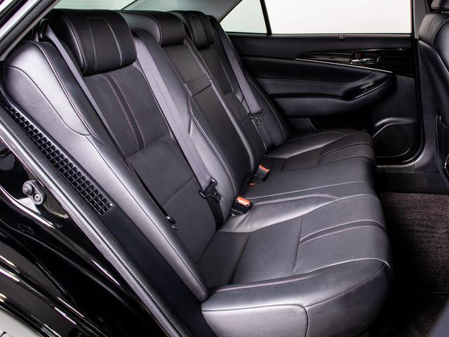 クラウンハイブリッド アスリートG 後席モニター 後期型(禁煙車)(黒本革シート)(オプション18インチアルミ)(フルエアロ)(衝突軽減ブレーキ)(踏み間違い防止機能)レーダークルーズ パーキングアシスト Bluetooth SDマルチ(36枚目)